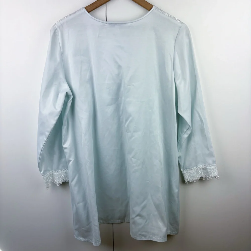 Vintage White Lace‎ Trim Nightgown